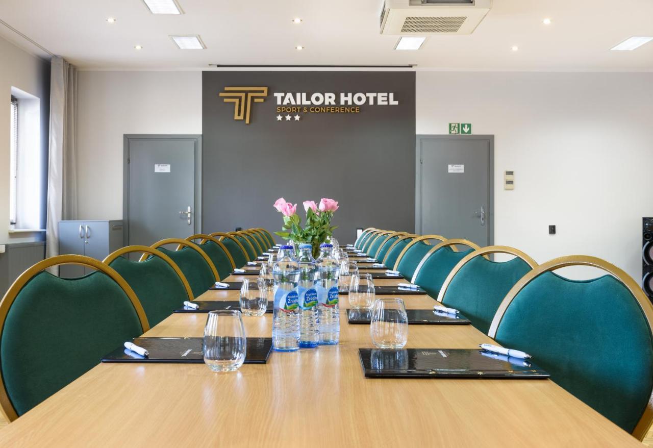 Tailor Hotel Sport & Conference Morąg Buitenkant foto